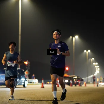 Runner Photo 7349512