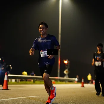 Runner Photo 7349523