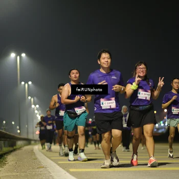 Runner Photo 7349633