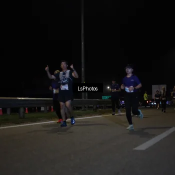 Runner Photo 7349640