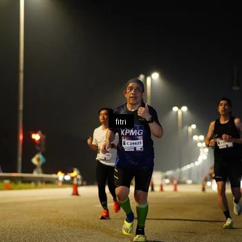 Runner Photo 7349664