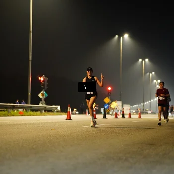 Runner Photo 7349685