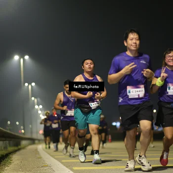 Runner Photo 7349686