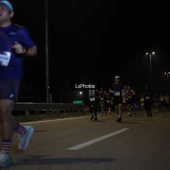 Runner Photo 7349690