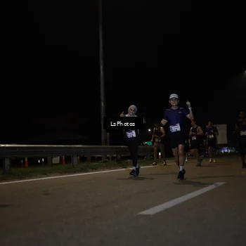 Runner Photo 7349695