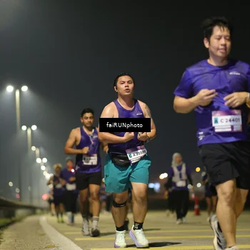 Runner Photo 7349701