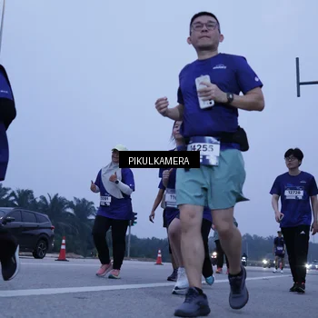 Runner Photo 7349723