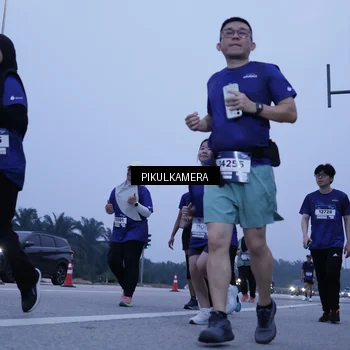Runner Photo 7349729