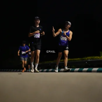 Runner Photo 7349738