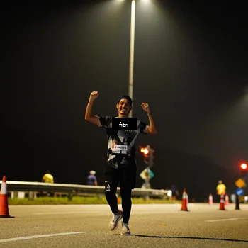 Runner Photo 7349760