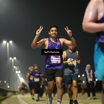 Runner Photo 7349765