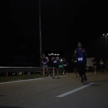 Runner Photo 7349773