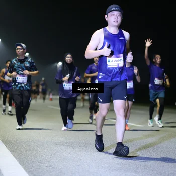 Runner Photo 7349781