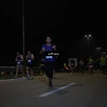 Runner Photo 7349787
