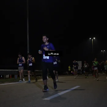 Runner Photo 7349788