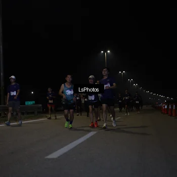 Runner Photo 7349827