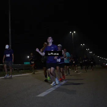 Runner Photo 7349837