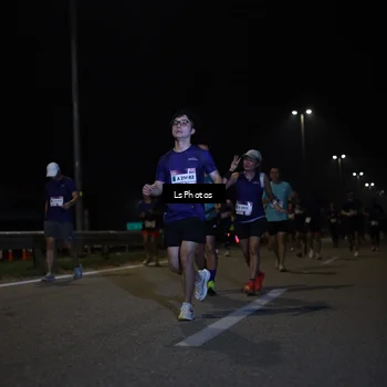 Runner Photo 7349839
