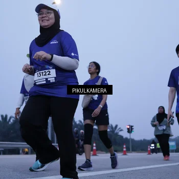 Runner Photo 7349841