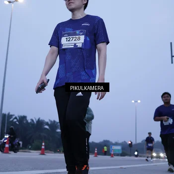 Runner Photo 7349850