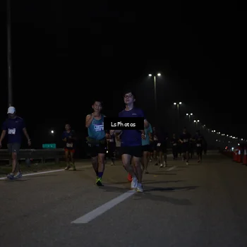 Runner Photo 7349857