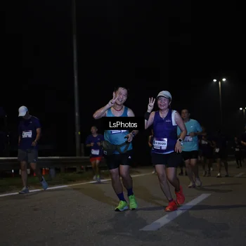 Runner Photo 7349864