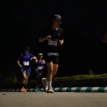 Runner Photo 7349880
