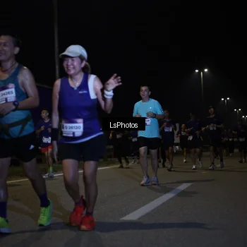 Runner Photo 7349902