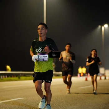Runner Photo 7349903