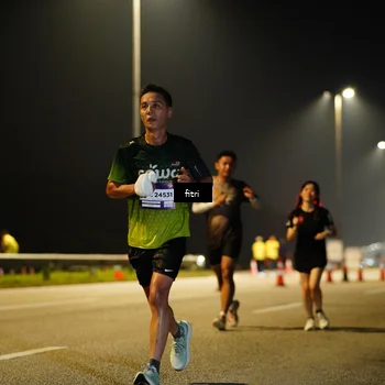 Runner Photo 7349904