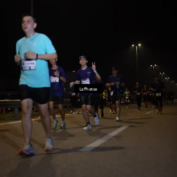 Runner Photo 7349908