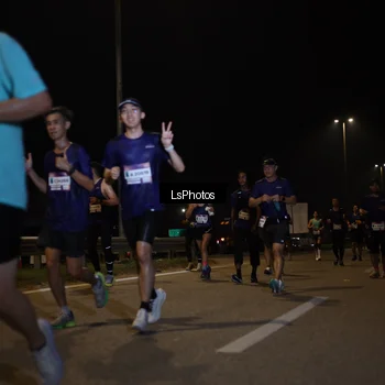 Runner Photo 7349917