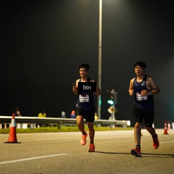 Runner Photo 7349964