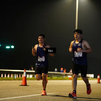 Runner Photo 7349980