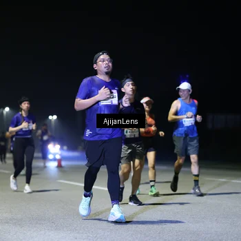 Runner Photo 7349993