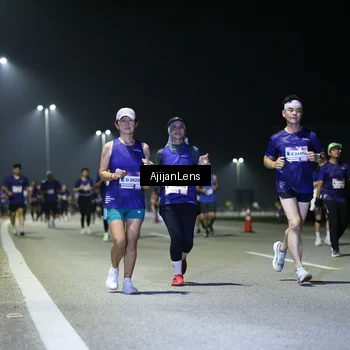 Runner Photo 7350002