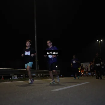 Runner Photo 7350041