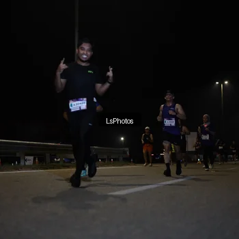 Runner Photo 7350057