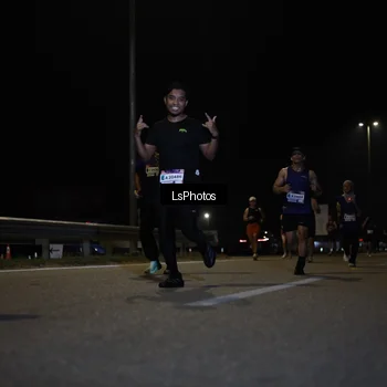 Runner Photo 7350065