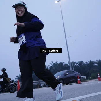 Runner Photo 7350077