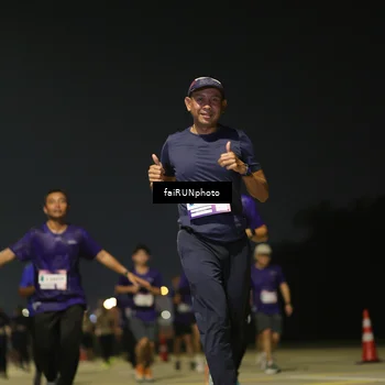 Runner Photo 7350078