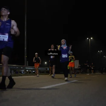 Runner Photo 7350080