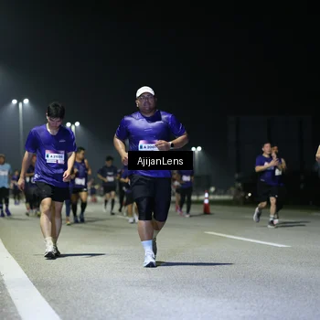Runner Photo 7350099