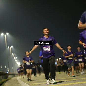 Runner Photo 7350112