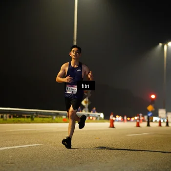 Runner Photo 7350123