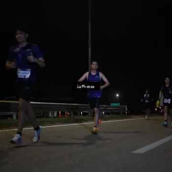 Runner Photo 7350135