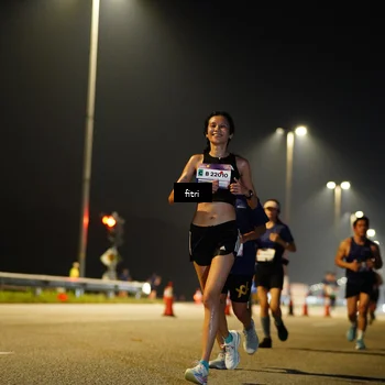 Runner Photo 7350143
