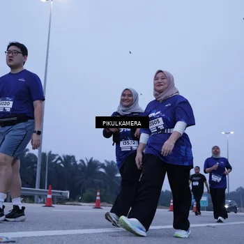 Runner Photo 7350153