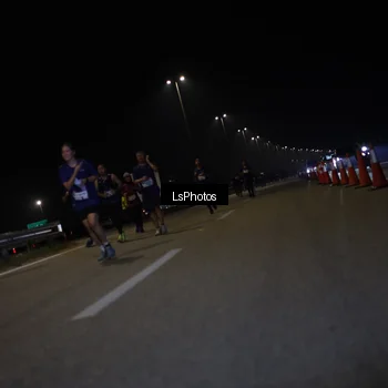 Runner Photo 7350199