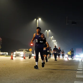 Runner Photo 7350200